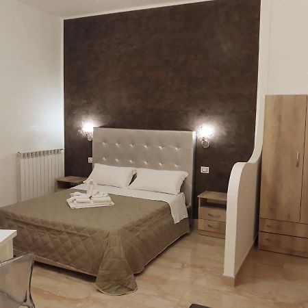 Il Vittoriano Aparthotel Porto Cesareo Exteriör bild